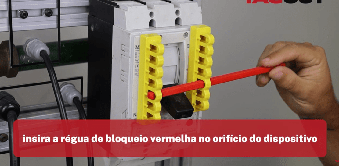 Dispositivo de Bloqueio para Disjuntor 400V/ 600V DBD400V/600V